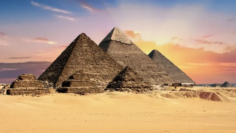 Evidências da geologia sedimentar e palinologia ajudam a explicar como as pirâmides de Gizé foram construídas