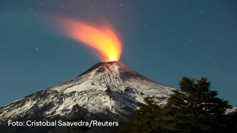 Vulcão Vilarrica – Um Gigante na Cordilheira dos Andes Chilena