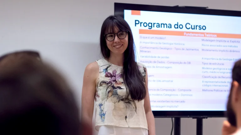 Homogeneização e Divisão: Amostragem Progressiva, Controle da Segregação e Preservação da Representatividade na Preparação Física